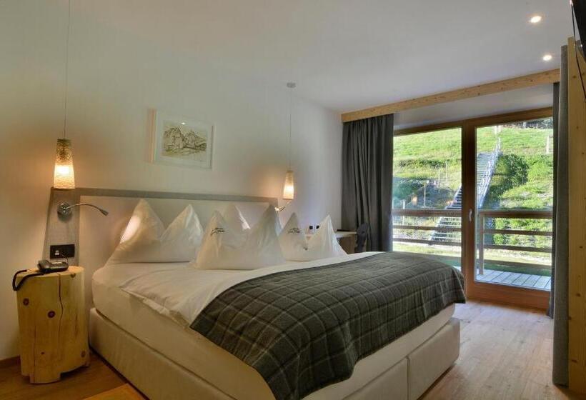اتاق سوپریور چهار تخته, Alpine Hotel Gran Foda