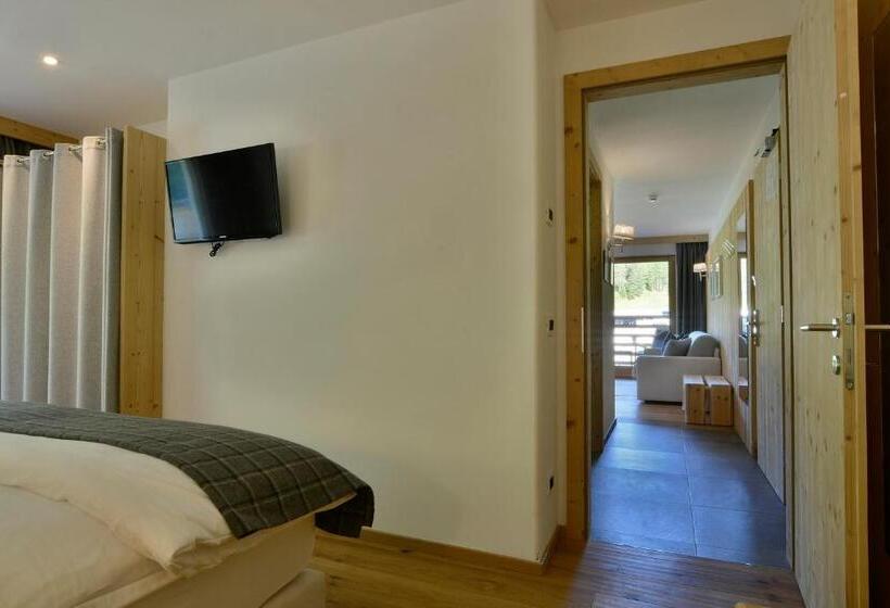 اتاق استاندارد با چشم‌انداز باغ, Alpine Hotel Gran Foda