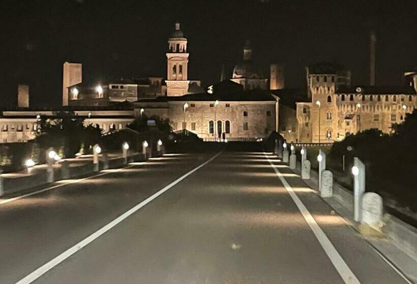 スタンダードトリプルルーム, Cuor Di Mantova B&b