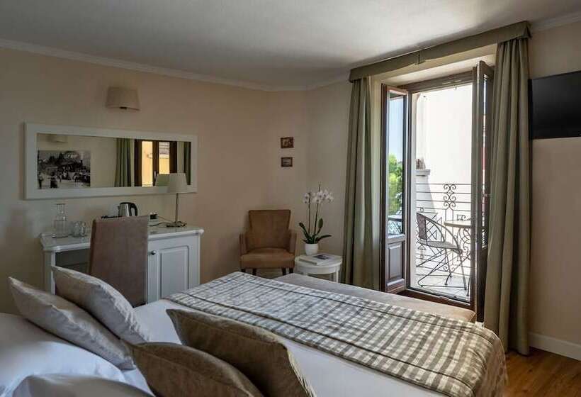 Camera Standard Vista Lago, Garni Corona