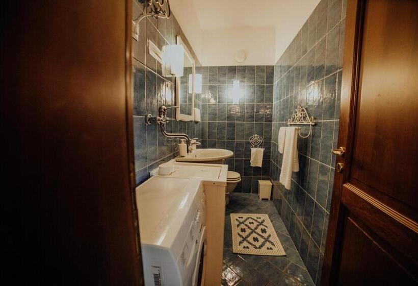 Apartamento Superior 1 Dormitório, Residenza Golfo Degli Ulivi