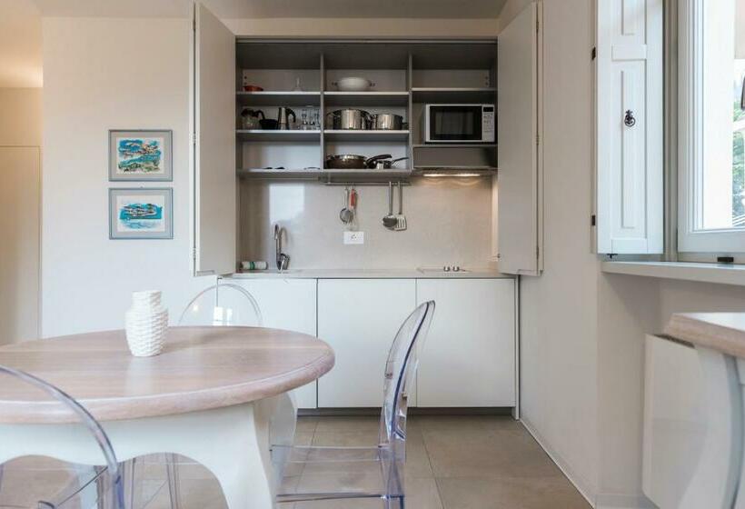 Апартаменты 1 Спальня, Villa Italia Luxury Suites And Apartments
