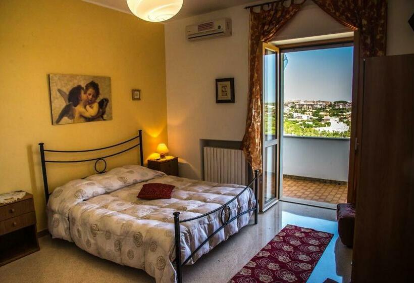バルコニー付スタンダード４ベッドルーム, B&b Casa Mariangi