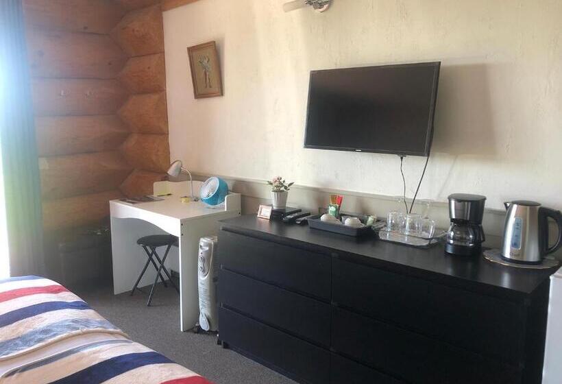 Стандартный Номер Кровать Кинг, Cariboo Log Guest House