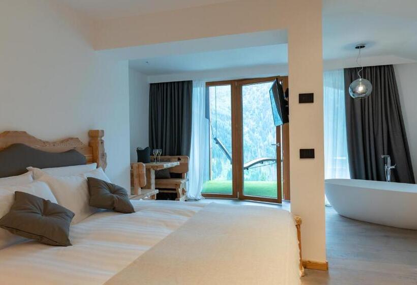 Номер Deluxe, Chalet Al Foss