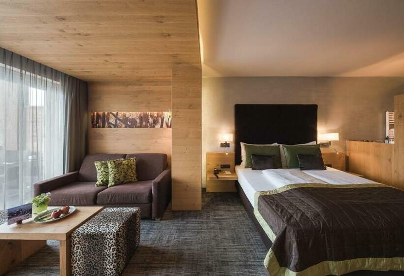 Номер Deluxe с Балконом, La Maiena Meran Resort