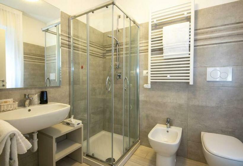 Номер Deluxe, Plaza Esplanade