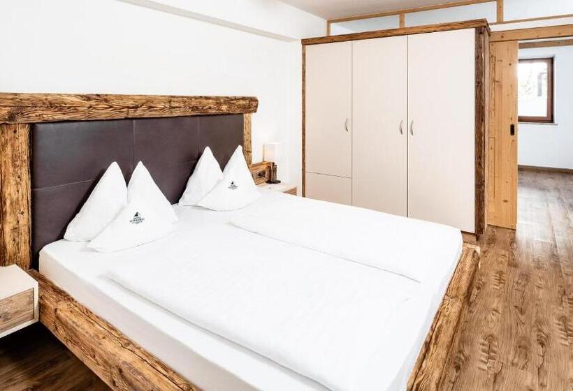 Семейный Номер, Schneeberg Family Spa Resort