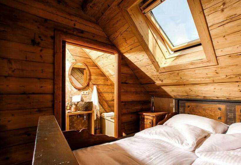 Номер Deluxe, Herr Berge Steirisch Ursprung