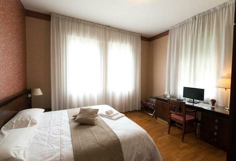 اتاق استاندارد, Villa Lussana