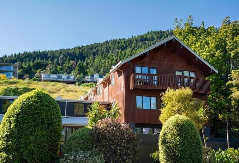 Номер Стандарт Трехместный, Haka House Queenstown Lakefront
