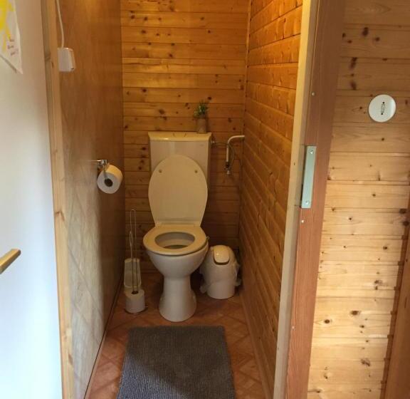 Номер Стандарт Четырехместный Совместный Санузел, Gasthaus Luggwirt