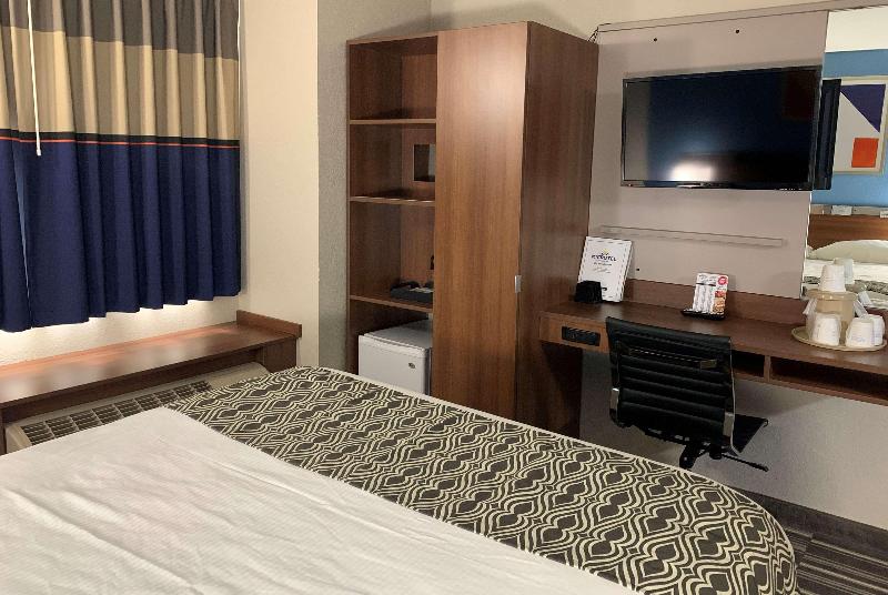 اتاق استاندارد, Holiday Inn Frankfurt Airport, An Ihg