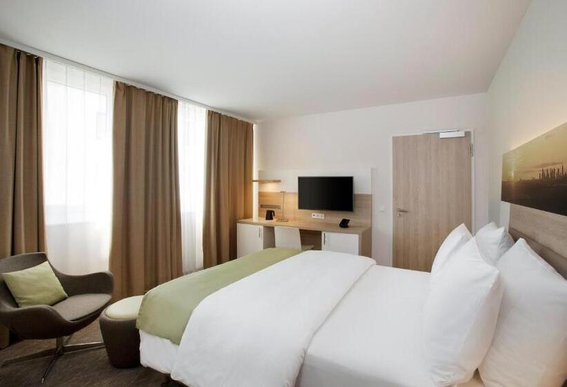 اتاق استاندارد با تخت دوبل, Holiday Inn Frankfurt Airport, An Ihg