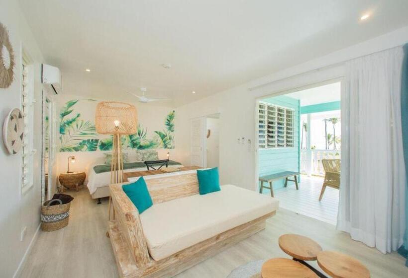 بانگلوی استاندارد با چشم‌انداز دریا, Raiatea Lodge