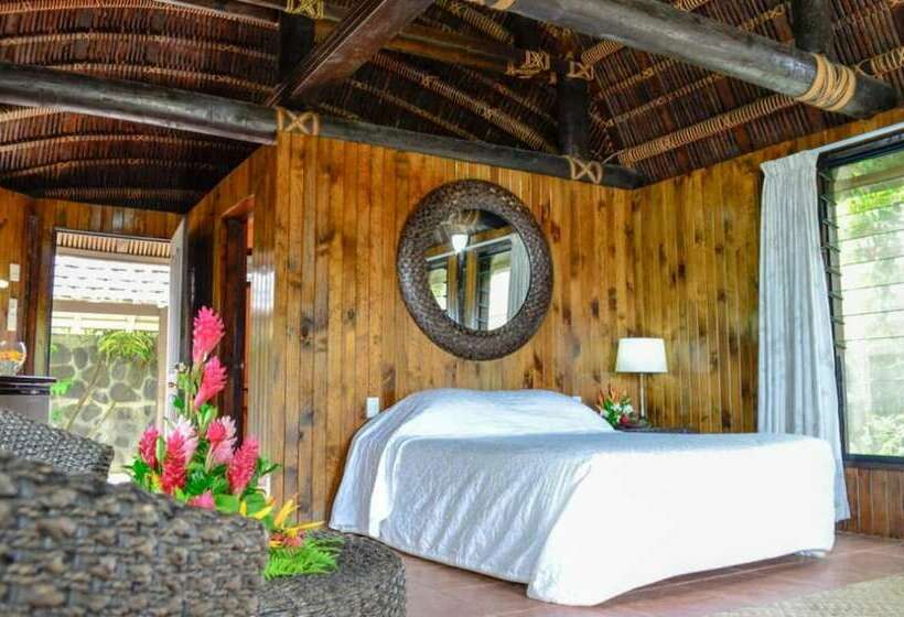 بانگلوی استاندارد با چشم‌انداز دریا, Le Lagoto Resort & Spa