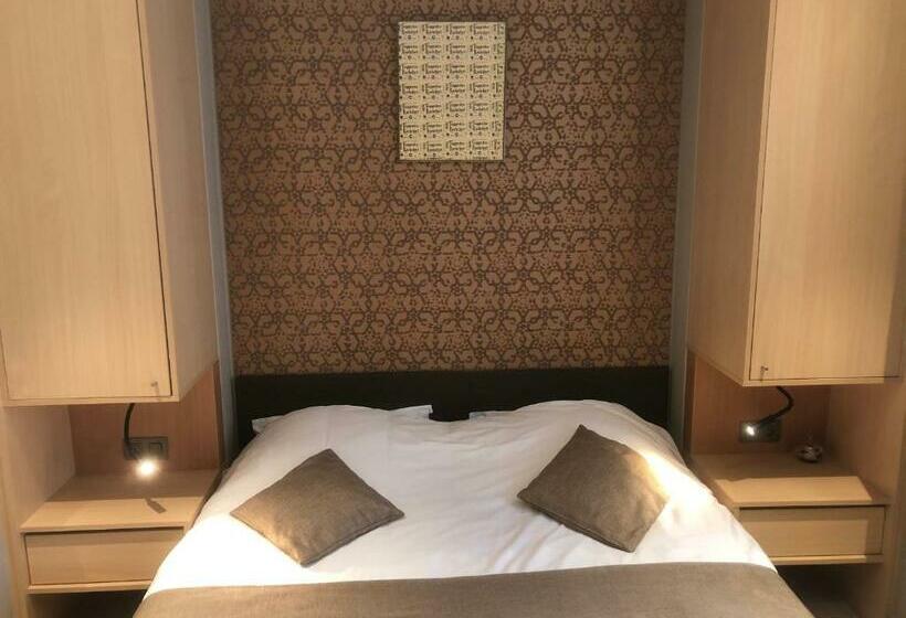 Номер Deluxe, Duivels Paterke Harelbeeksestraat 29, 8500 Kortrijk