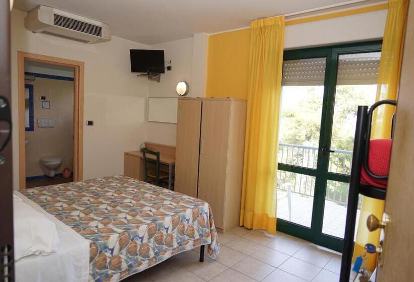 Номер Стандарт Трехместный, Club Hotel Le Nazioni