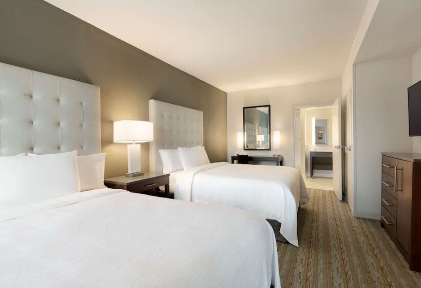 스위트, Embassy Suites By Hilton Greenville Downtown Riverplace