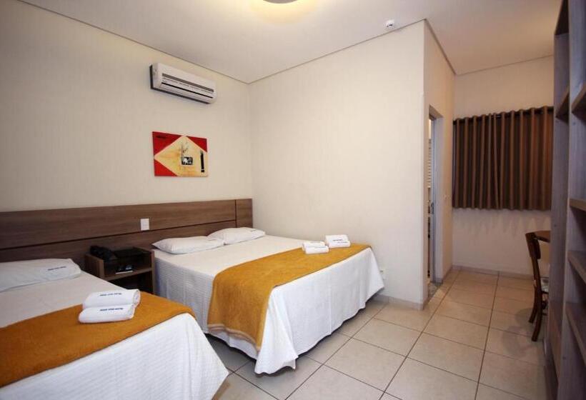Quarto Triplo Estandar, Agua Viva