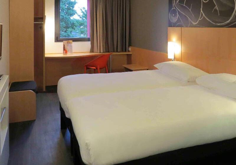 Номер Стандарт, Ibis Soissons