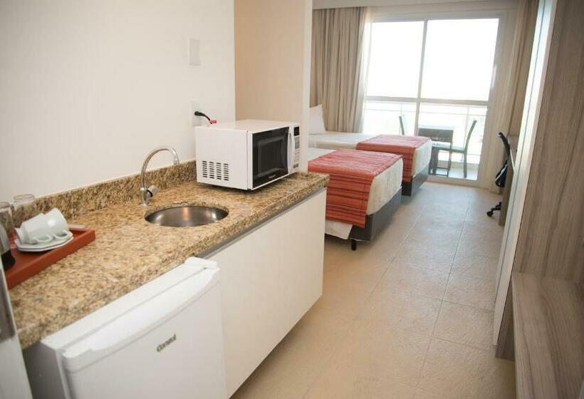 Номер Стандарт с Балконом, Ramada By Wyndham Macae Hotel & Suites