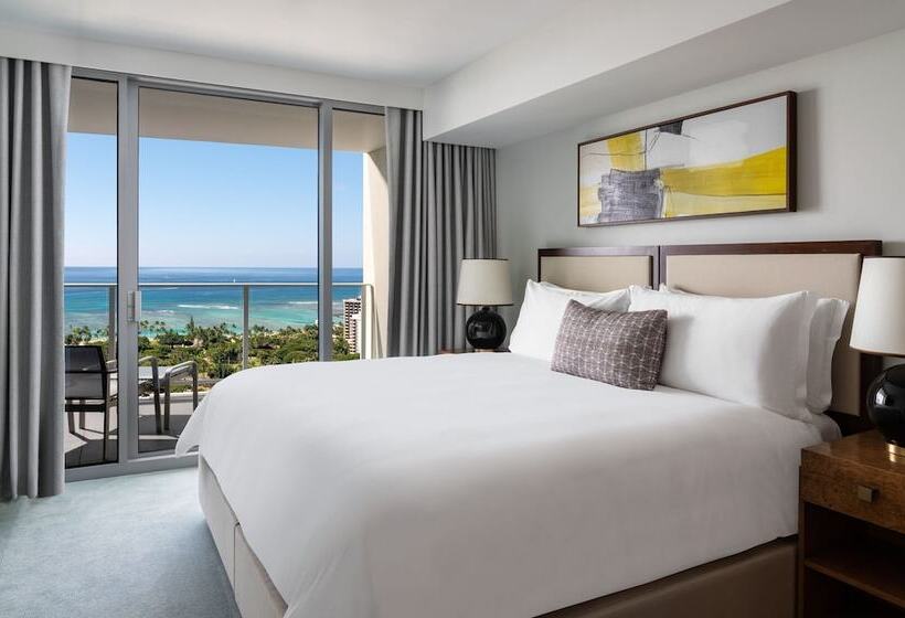 Люкс 3 Спальни, The Ritzcarlton Residences, Waikiki Beach