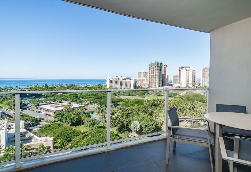 Люкс Deluxe Вид на Море, The Ritzcarlton Residences, Waikiki Beach