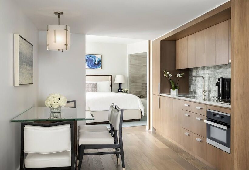 Люкс Вид на Море, The Ritzcarlton Residences, Waikiki Beach