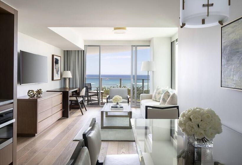 Люкс Вид на Море, The Ritzcarlton Residences, Waikiki Beach