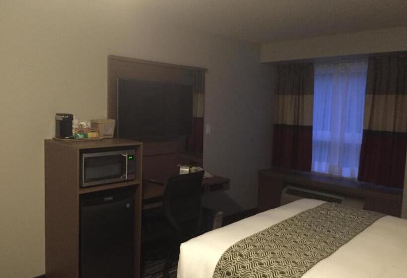 Люкс Повышенной Комфортности, Microtel Inn & Suites By Wyndham Kirkland Lake