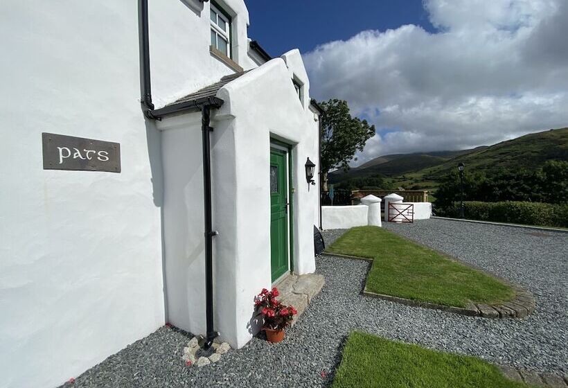 Дом 2 Спальни, Millers Close Holiday Cottages