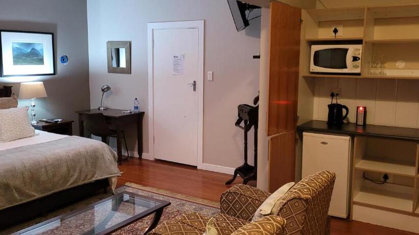Номер Deluxe, Harewood Lodge