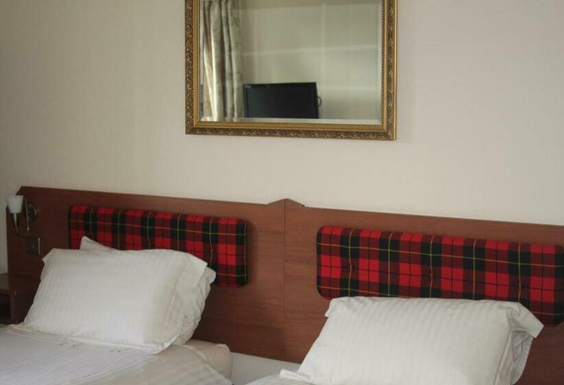 Номер Стандарт, Highland House Callander
