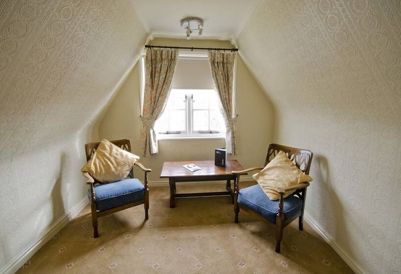 Классический Номер, The Abbey Hotel & Apartments