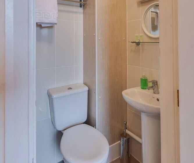 Номер Стандарт, The Sportsview Guest House