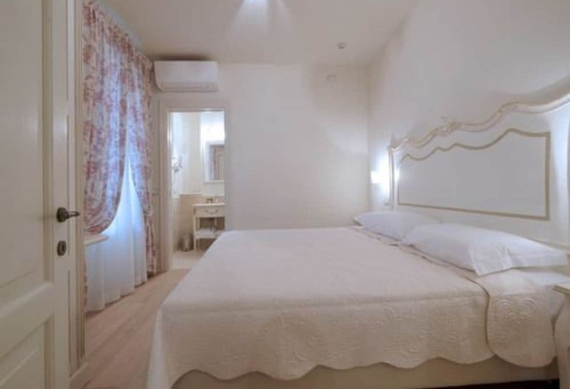 Escritório Estándar, Garda Apartments San Vigilio Golf