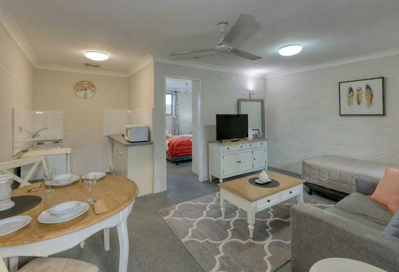 Люкс, Grafton Lodge Motel