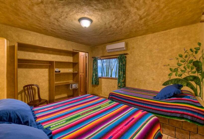 Pokój Standard Trzyosobowy, El Sano Banano Beachside