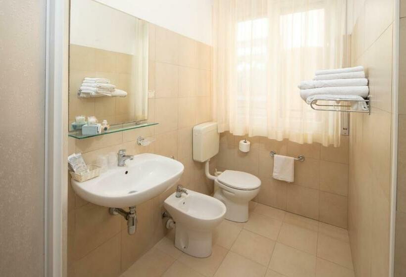 Номер Стандарт, B&b Italia