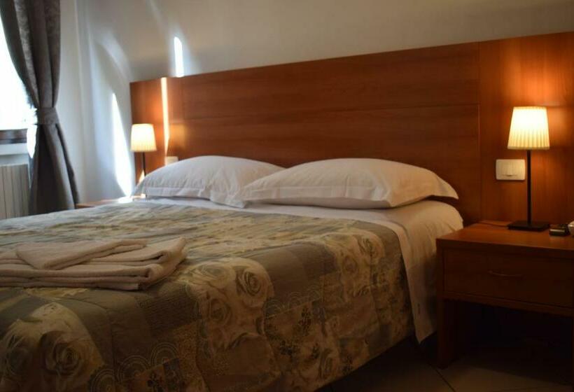 Quarto standart individual, Dalmazia