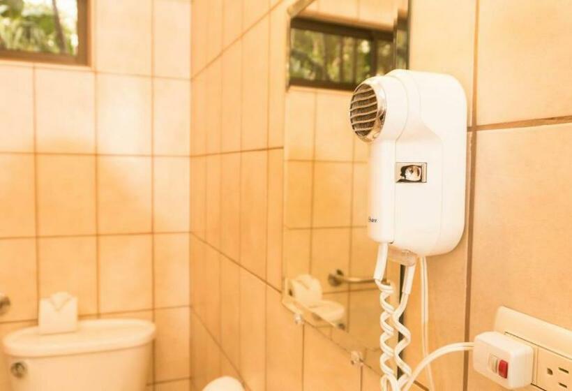 Номер Стандарт Трехместный, Nany