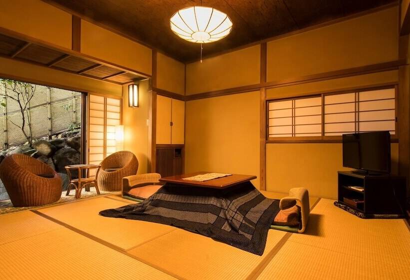 Quarto Estandar, Yamagaso