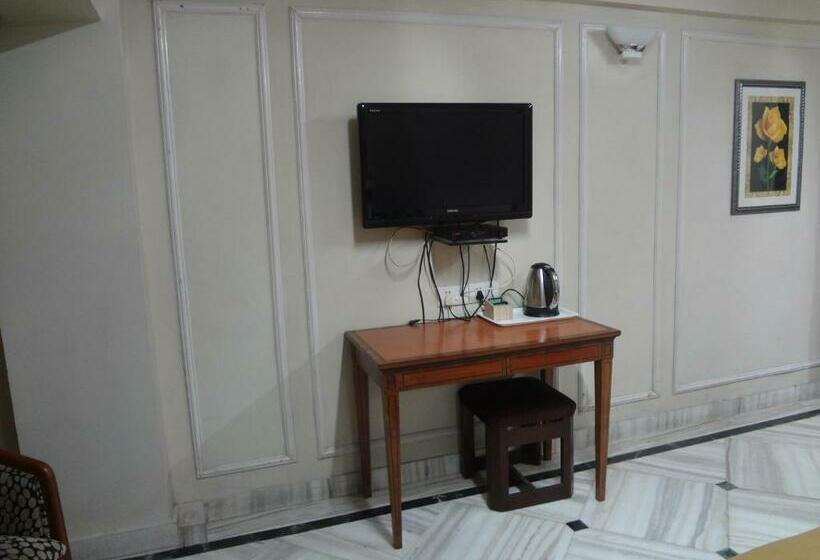 Deluxe Room, Royal Park Hotel Dockyard