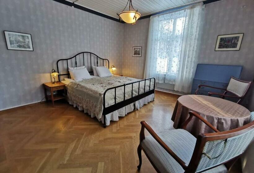 Номер Стандарт, Ulfshyttans Herrgård, Nära Romme Alpin