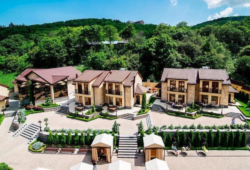 اتاق لوکس, Elegant Hotel & Resort