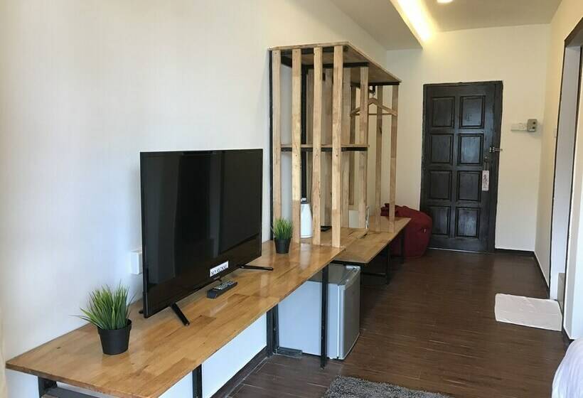 اتاق لوکس با چشم‌انداز دریا, The Barat Perhentian Beach Resort