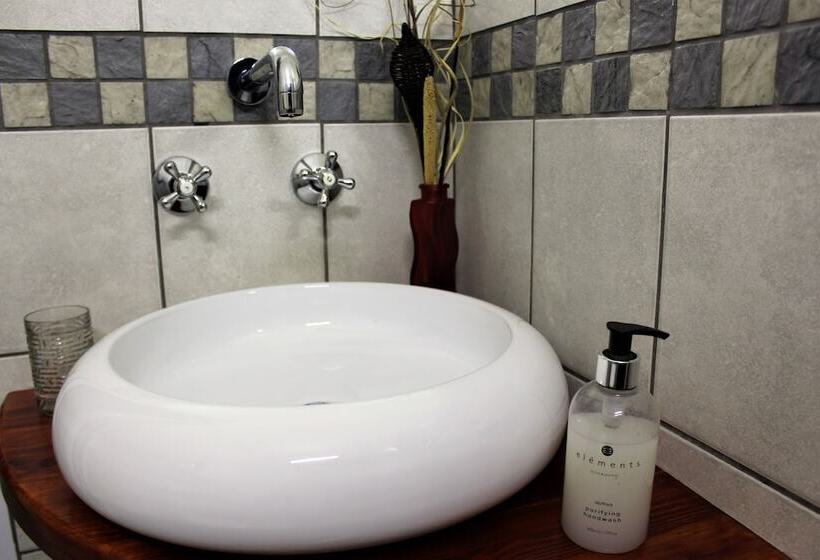 标准间, Marula Lodge