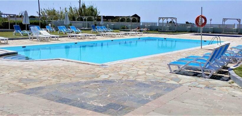 Студио Стандарт с Террасой, Eleni Apartments Sant George Beach