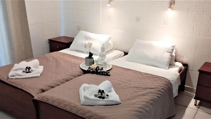 Студио Стандарт с Балконом, Eleni Apartments Sant George Beach